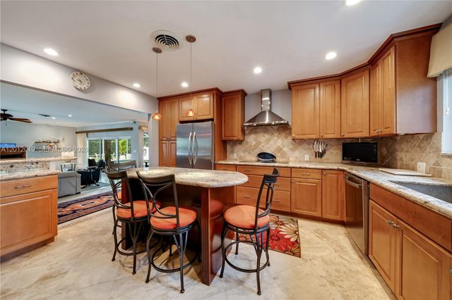 13401 SW 74th Ave, Pinecrest, FL 33156