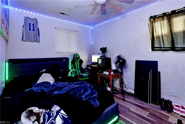 112 W Kelly AVE, Hampton, VA 23663