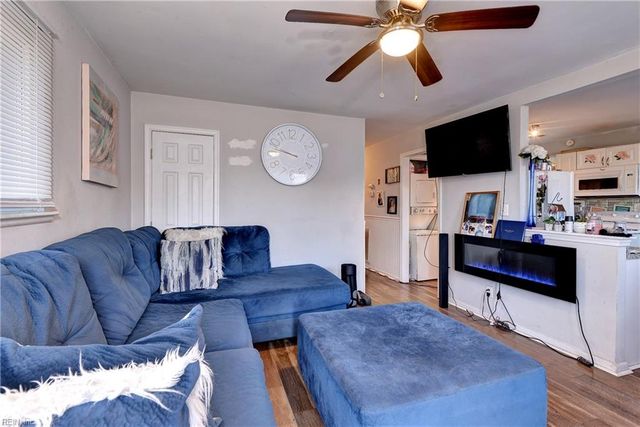 112 W Kelly AVE, Hampton, VA 23663