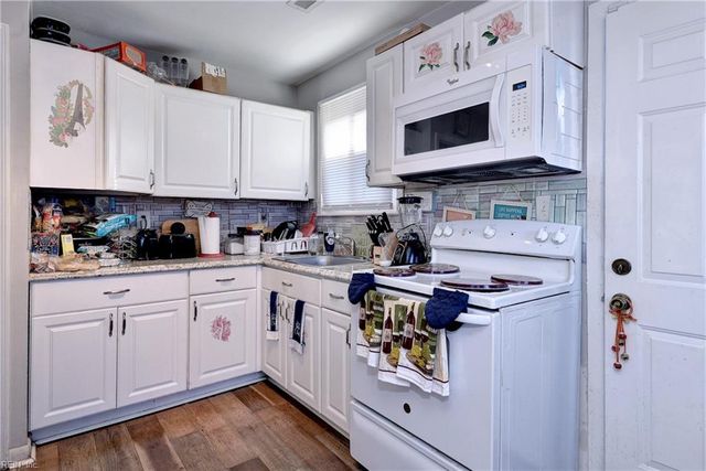 112 W Kelly AVE, Hampton, VA 23663