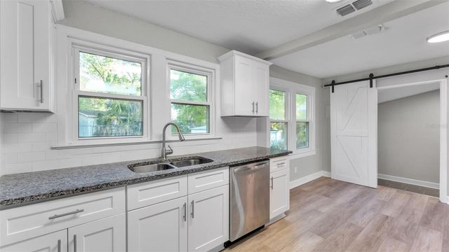 1317 W BELMAR STREET, Lakeland, FL 33815