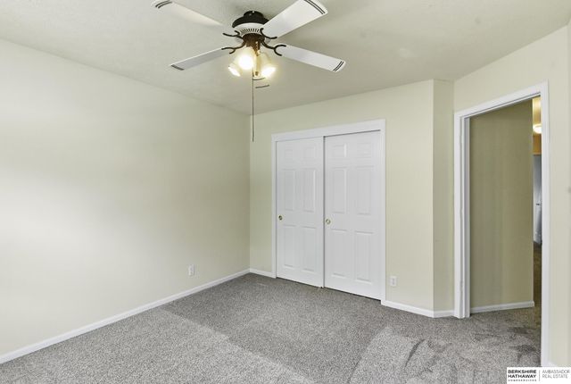 14917 H Street, Omaha, NE 68137