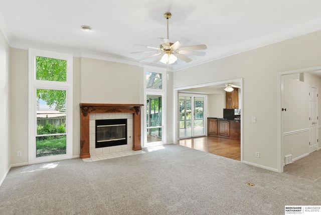 14917 H Street, Omaha, NE 68137
