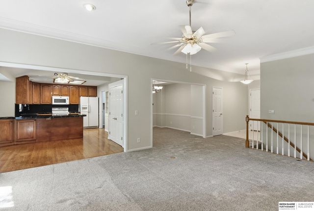 14917 H Street, Omaha, NE 68137