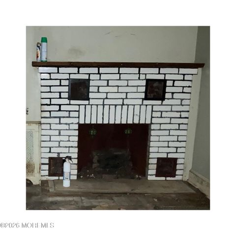 152 Chapel Hill Road, Middletown, NJ 07748