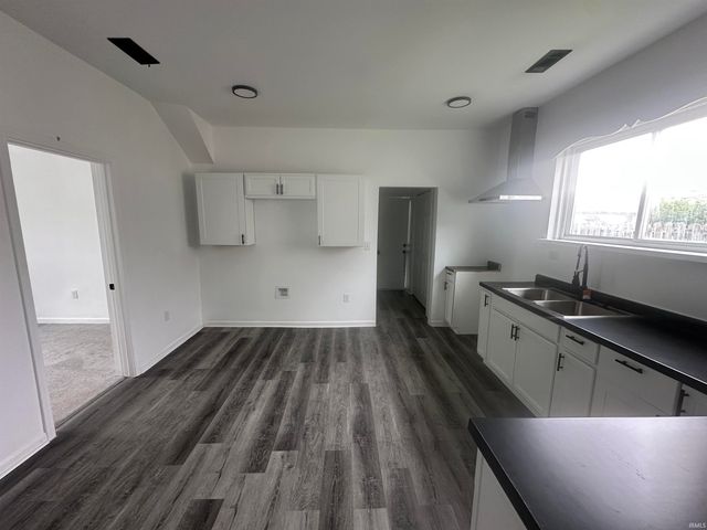 1426 W 2nd Street, Marion, IN 46952