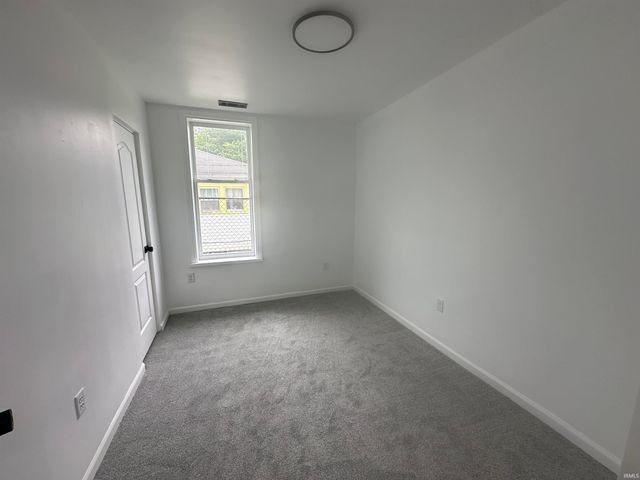 1426 W 2nd Street, Marion, IN 46952