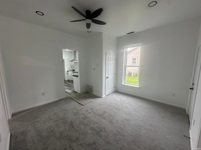 1426 W 2nd Street, Marion, IN 46952