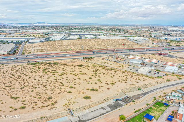 9224 Gateway Boulevard E, El Paso, TX 79907