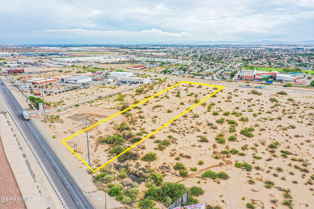9224 Gateway Boulevard E, El Paso, TX 79907