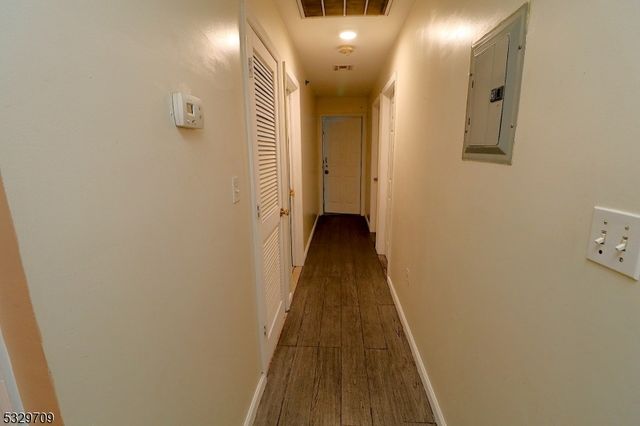 580 3rd St, Newark City, NJ 07107