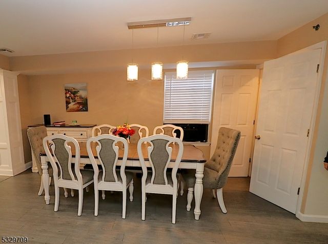 580 3rd St, Newark City, NJ 07107