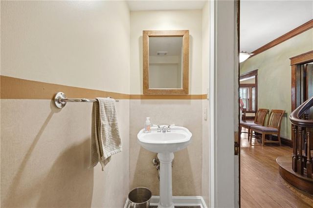 3632 Campbell Street, Kansas City, MO 64109