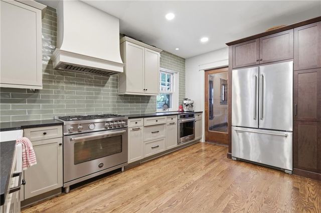 3632 Campbell Street, Kansas City, MO 64109