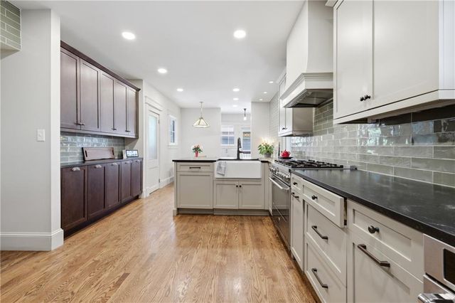 3632 Campbell Street, Kansas City, MO 64109