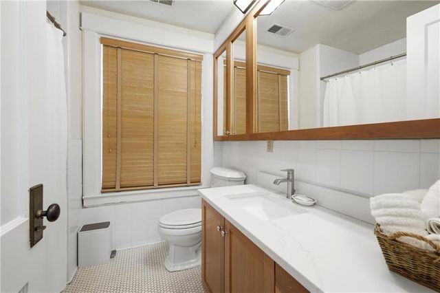 3632 Campbell Street, Kansas City, MO 64109
