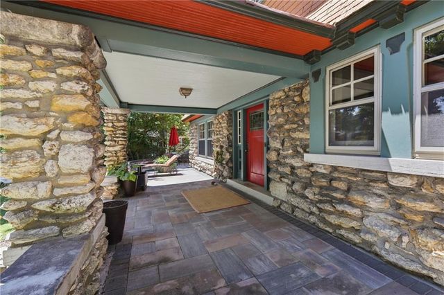 3632 Campbell Street, Kansas City, MO 64109