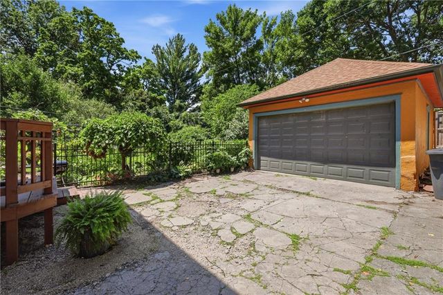 3632 Campbell Street, Kansas City, MO 64109