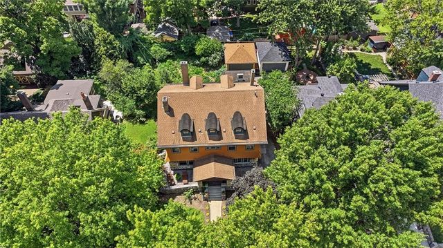 3632 Campbell Street, Kansas City, MO 64109