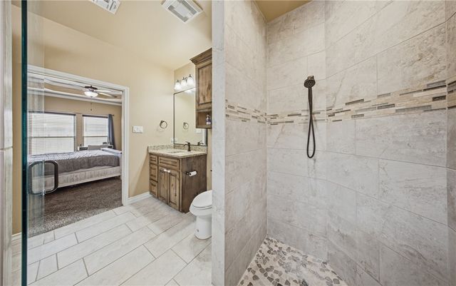 7649 Sable Creek Dr, Corpus Christi, TX 78414