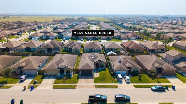 7649 Sable Creek Dr, Corpus Christi, TX 78414