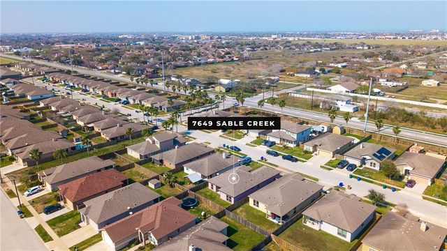 7649 Sable Creek Dr, Corpus Christi, TX 78414