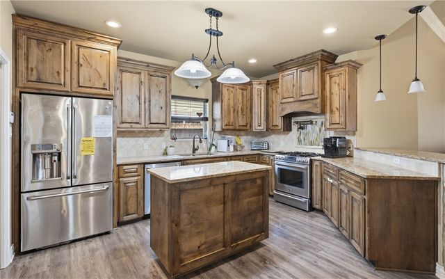 7649 Sable Creek Dr, Corpus Christi, TX 78414