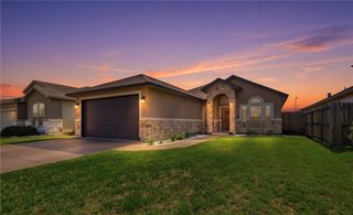 7649 Sable Creek Dr, Corpus Christi, TX 78414