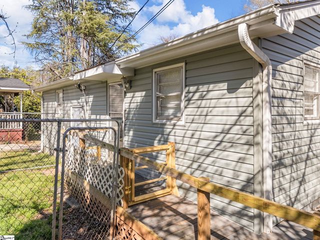 1068 Crosby Lane, Spartanburg, SC 29303