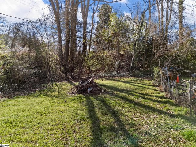 1068 Crosby Lane, Spartanburg, SC 29303