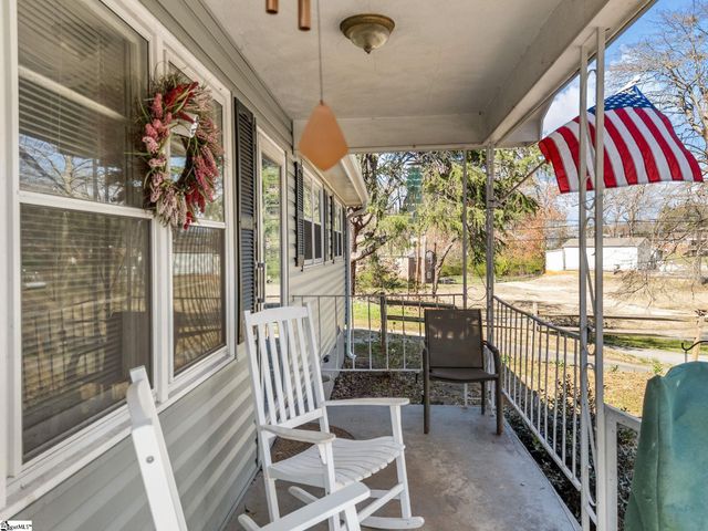 1068 Crosby Lane, Spartanburg, SC 29303