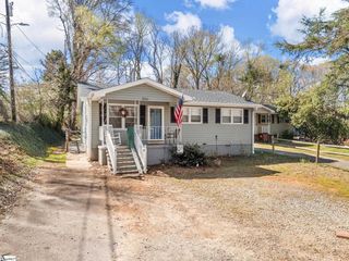 1068 Crosby Lane, Spartanburg, SC 29303