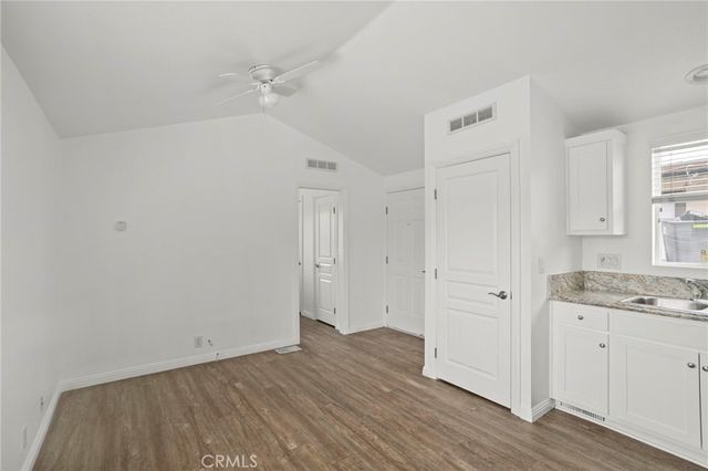 7650 Balboa Boulevard 43, Van Nuys, CA 91406