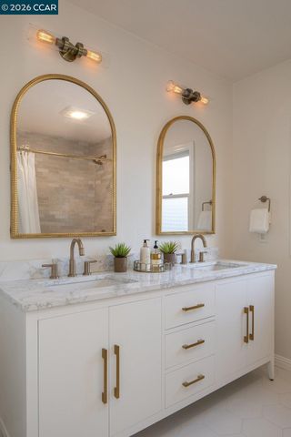 4315 Atlas Ave, Oakland, CA 94619