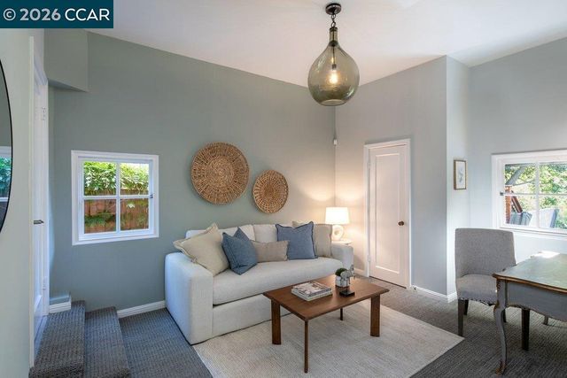 4315 Atlas Ave, Oakland, CA 94619