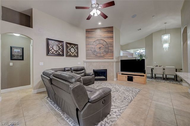 2115 HANDEL Avenue, Henderson, NV 89052