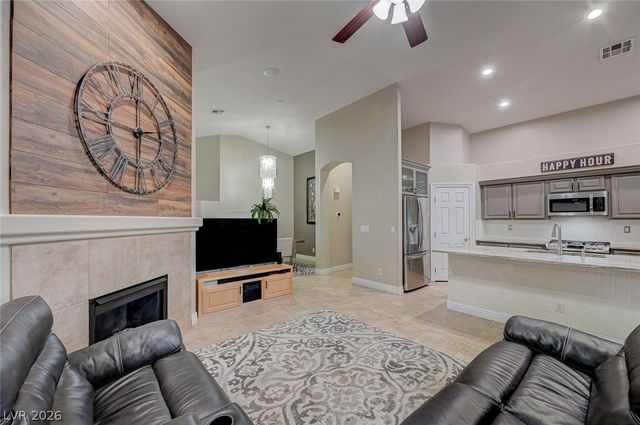 2115 HANDEL Avenue, Henderson, NV 89052