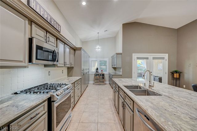 2115 HANDEL Avenue, Henderson, NV 89052