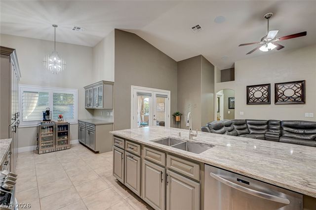 2115 HANDEL Avenue, Henderson, NV 89052