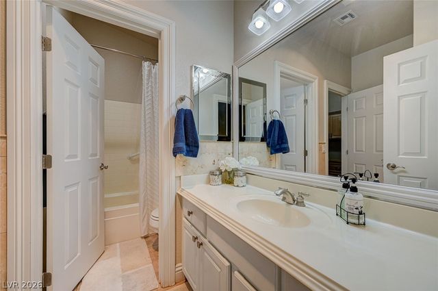 2115 HANDEL Avenue, Henderson, NV 89052