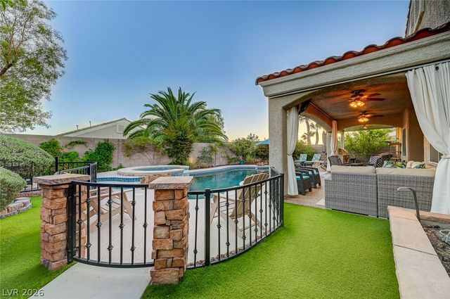 2115 HANDEL Avenue, Henderson, NV 89052