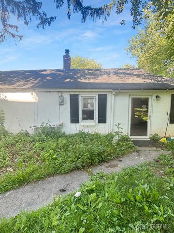 63 Poplar Drive, Long Hill, NJ 07980