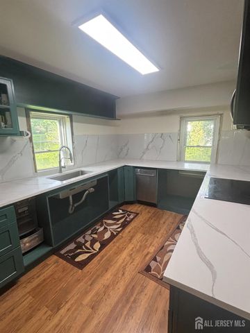 63 Poplar Drive, Long Hill, NJ 07980