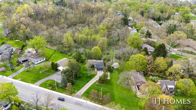 2914 Cascade Road Se, East Grand Rapids, MI 49506