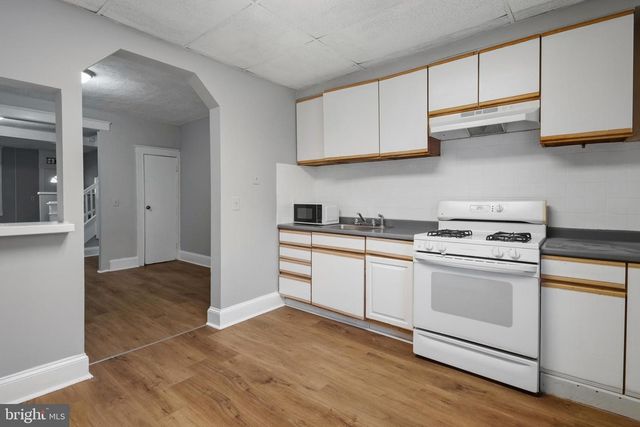 2130 AIKEN ST, Baltimore, MD 21218