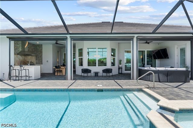 15860 Cranes Marsh CT, Punta Gorda, FL 33982