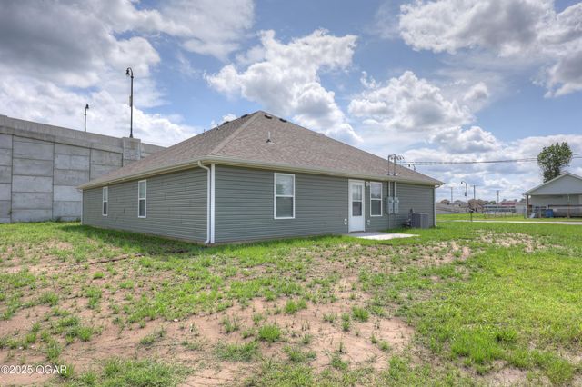 1919 Wisconsin Avenue, Joplin, MO 64801
