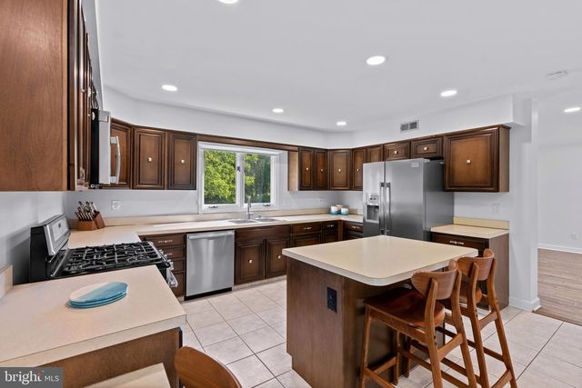 131 UNION MILL TER, Mount Laurel, NJ 08054