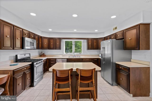 131 UNION MILL TER, Mount Laurel, NJ 08054
