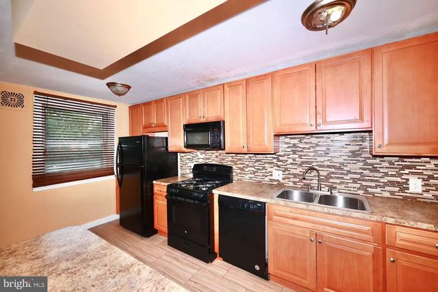8215 CRAIG ST, Philadelphia, PA 19136